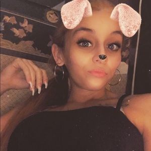 Meet your Posher, Celina